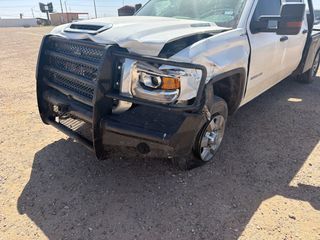 2019 GMC Sierra 3500HD - Primary Damage Left Image